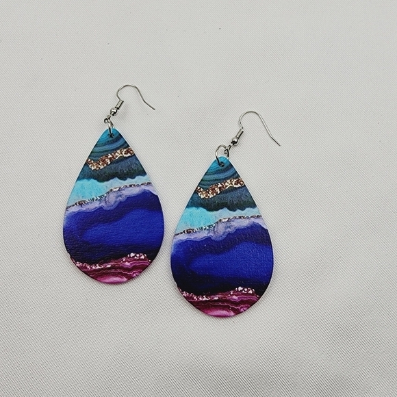 Boho Dangling Wooden Fashion Earrings - Picture 4 of 7